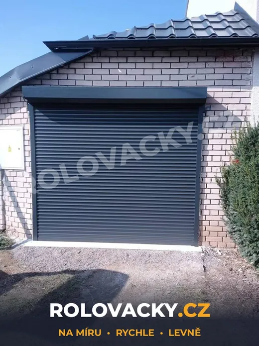 Antracitová rolovací vrata
